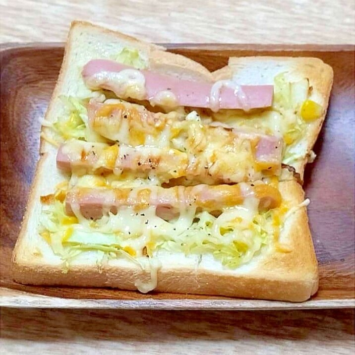 ランチに♪キャベツ&チーズたっぷり惣菜トースト